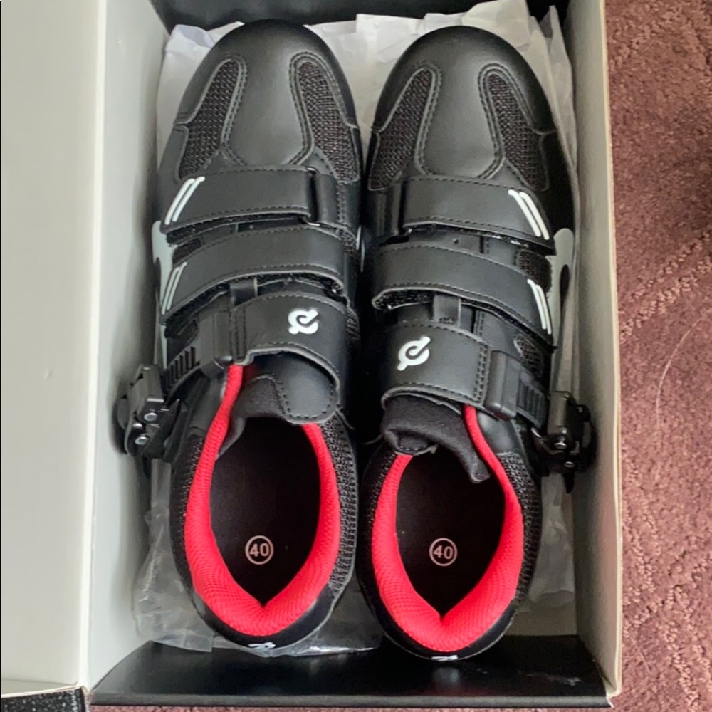 Peloton Women’s Cycling Shoes Size 40